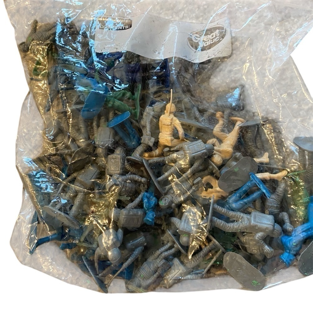 Army Men Action Figure Lot Bundle Vintage Tan Blue Green